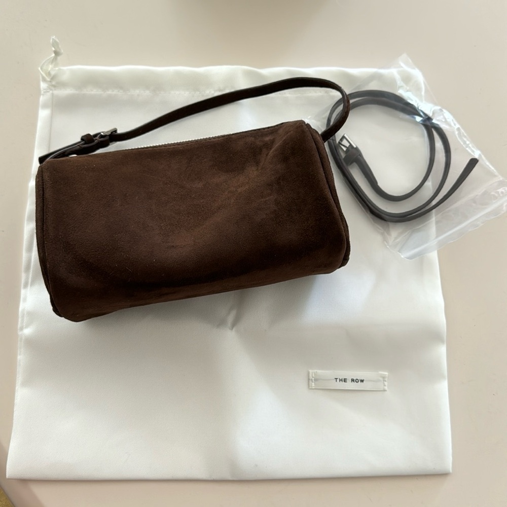 The Row 90’s bag
